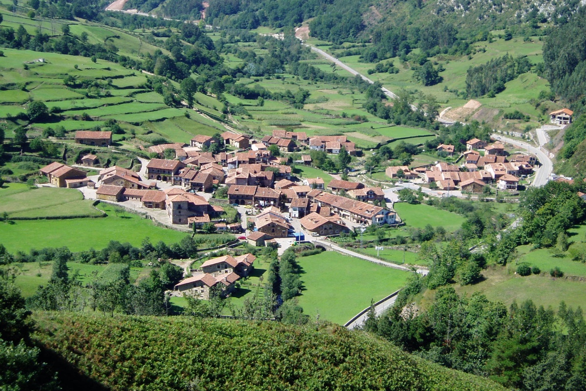 Pueblos con Encanto Cantabria Carmona otoño-invierno-Cantabria